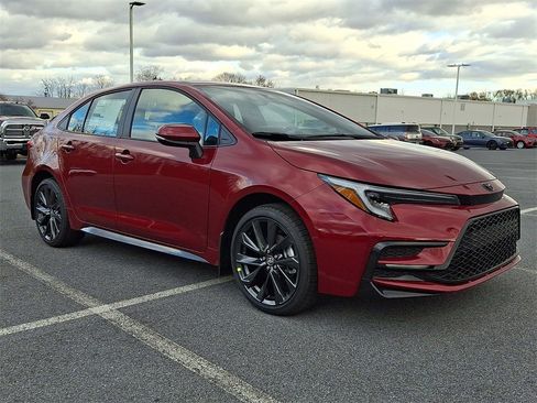 New 2026 Toyota Corolla SE image 3