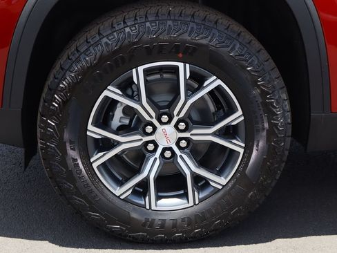 New 2026 GMC Acadia AT4 w/ Luxury Package AWD/4WD image 26