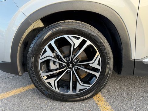 Used 2020 Hyundai Santa Fe SEL image 9