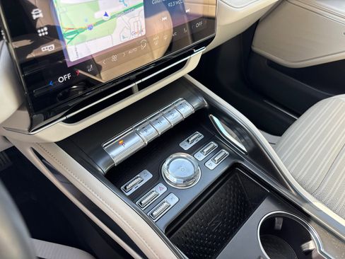 Certified 2026 Lincoln Nautilus Reserve AWD/4WD image 23
