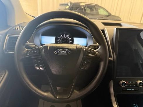 Used 2023 Ford Edge SE w/ Black Appearance Package AWD/4WD image 13