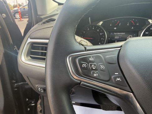Used 2024 Chevrolet Equinox LT FWD image 24