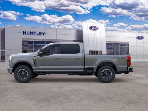 New 2026 Ford F250 XLT w/ XLT Premium Package AWD/4WD image 3