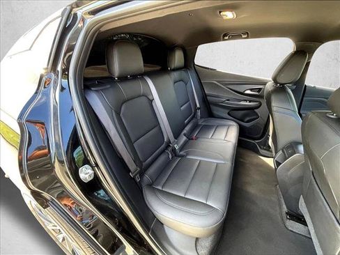 Used 2025 Buick Envista Sport Touring w/ Convenience I Package FWD image 28