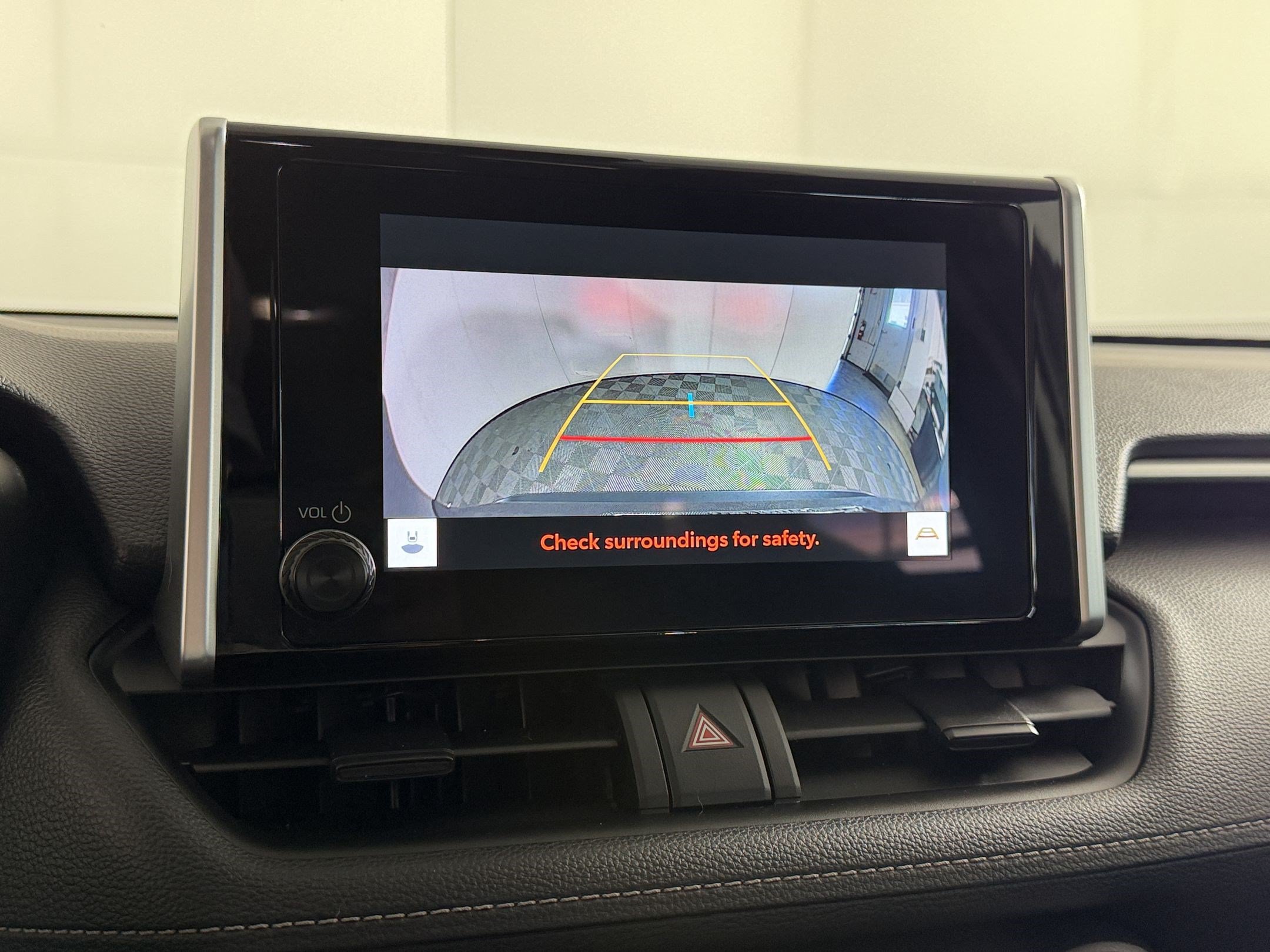 Used 2023 Toyota RAV4 LE AWD/4WD image 18