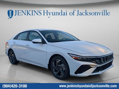 New 2025 Hyundai Elantra SEL