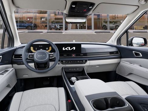 New 2025 Kia Carnival EX image 14