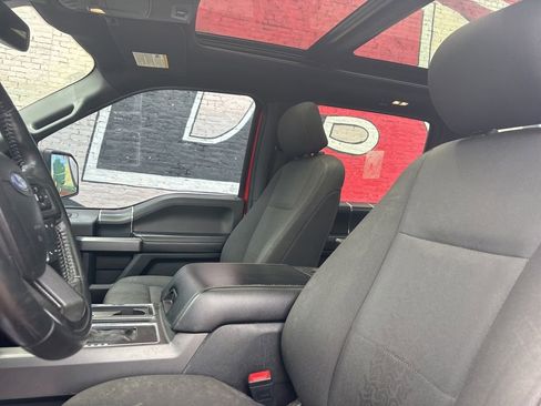 Used 2019 Ford F150 XLT w/ Equipment Group 302A Luxury AWD/4WD image 14
