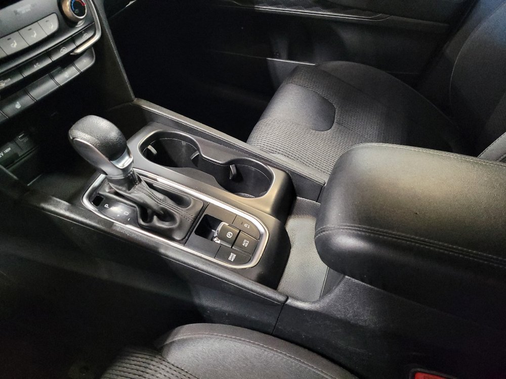 Used 2020 Hyundai Santa Fe SEL FWD image 26