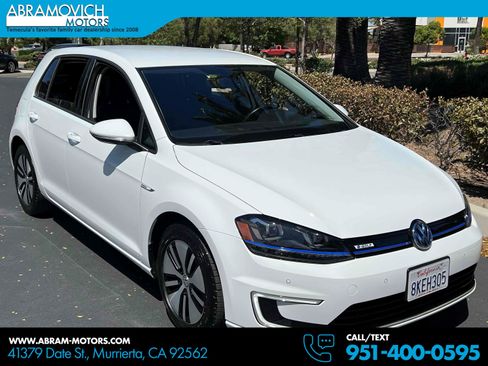 Used 2015 Volkswagen e-Golf SEL Premium image 1