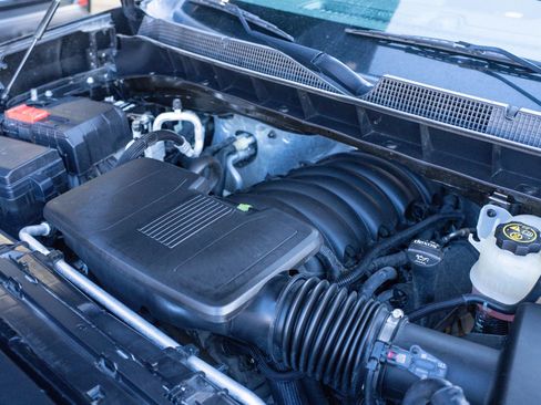 Used 2019 Chevrolet Silverado 1500 Custom Trail Boss image 8