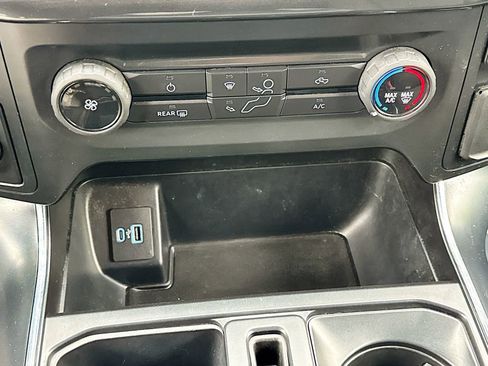 Used 2022 Ford F150 XL w/ STX Appearance Package RWD image 17