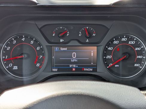 Used 2022 Chevrolet Camaro LT RWD image 11