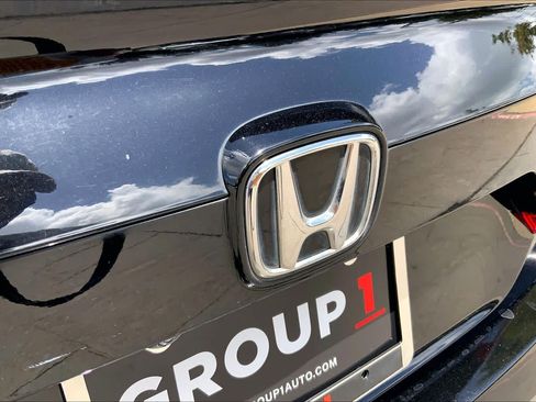 Used 2018 Honda Accord LX image 30