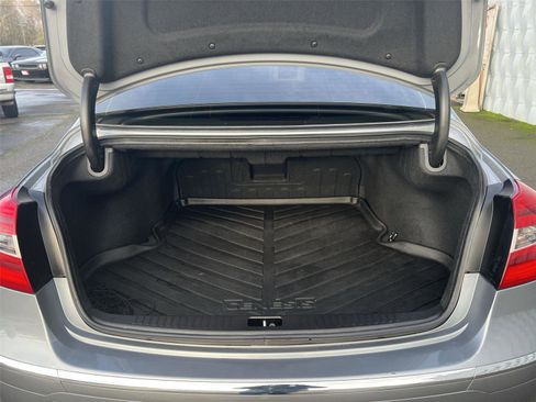 Used 2014 Hyundai Genesis 3.8 image 21