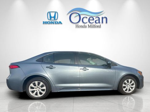 Used 2025 Toyota Corolla LE image 6