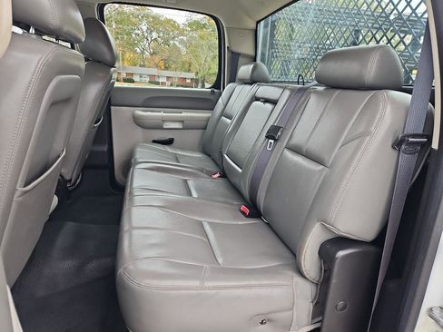 Used 2014 Chevrolet Silverado 3500 W/T w/ Skid Plate Package AWD/4WD image 18
