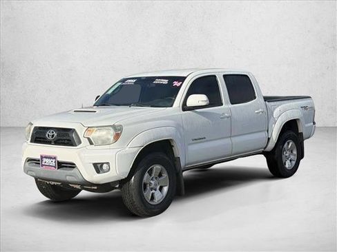 Used 2014 Toyota Tacoma PreRunner w/ TRD Sport Package image 26