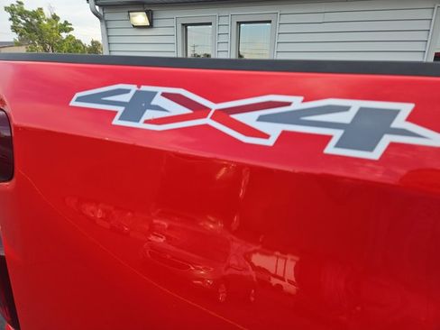 Used 2021 Chevrolet Silverado 1500 LT w/ Bed Protection Package image 4