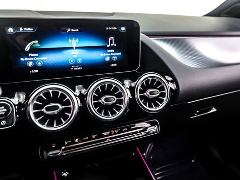 Used 2021 Mercedes-Benz GLA 250 GLA 250 SUV image 20