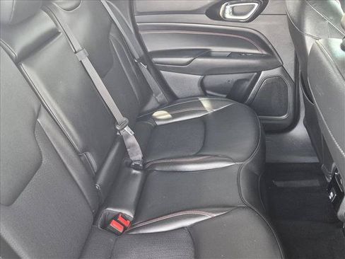 Used 2022 Jeep Compass Trailhawk AWD/4WD image 15