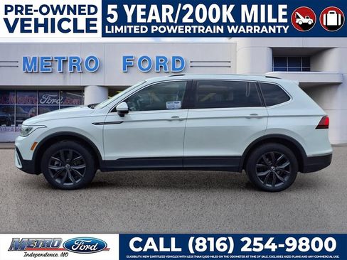 Used 2023 Volkswagen Tiguan SE w/ Panoramic Sunroof Package AWD/4WD image 5