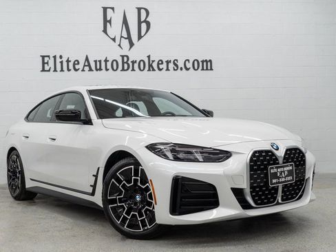 Used 2025 BMW 430i xDrive w/ M Sport Package image 52