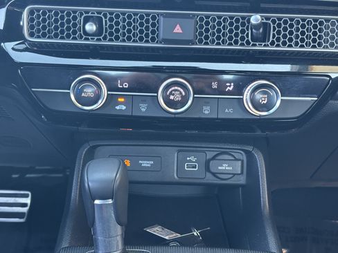 Used 2024 Honda Civic Sport image 19