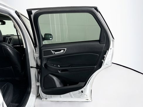 Used 2023 Ford Edge SEL image 28