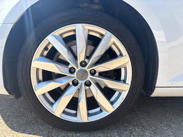Used 2017 Audi A4 2.0T Ultra Premium w/ Convenience Package FWD image 13