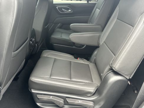 Used 2024 Chevrolet Tahoe LT w/ LT Signature Package AWD/4WD image 20