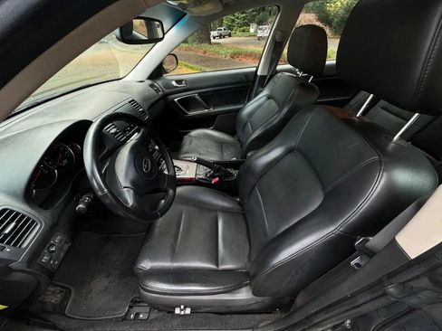 Used 2007 Subaru Legacy 2.5i Limited image 7