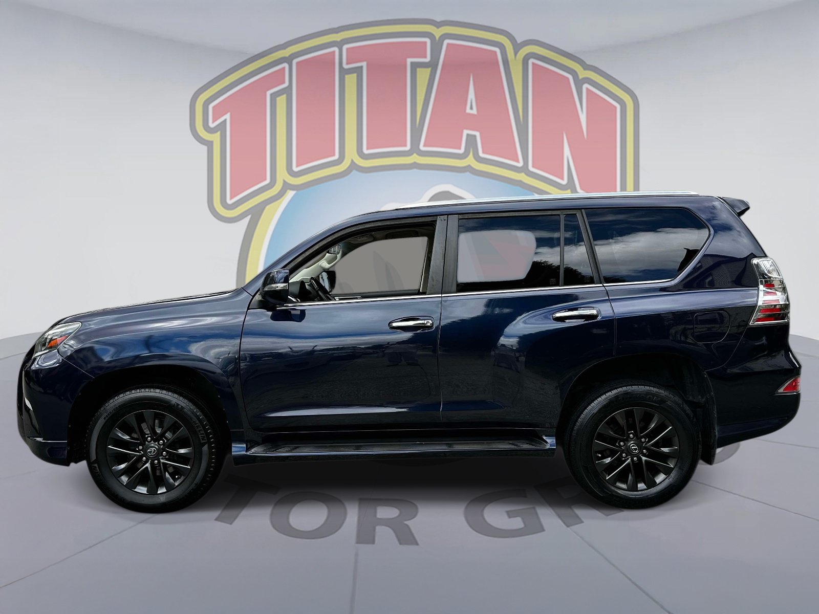 Used 2022 Lexus GX 460 Premium w/ Premium Plus Package AWD/4WD image 2