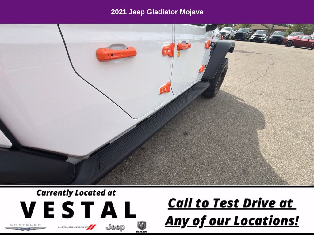 Used 2021 Jeep Gladiator Mojave w/ Dual Top Group AWD/4WD image 23