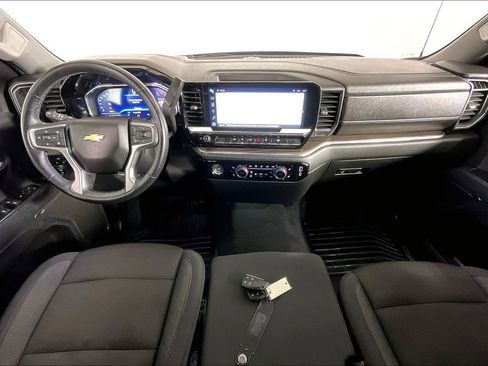 Used 2024 Chevrolet Silverado 1500 LT image 21