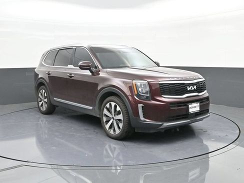 Used 2022 Kia Telluride EX w/ EX Premium Package FWD image 22