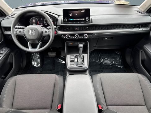 Used 2025 Honda CR-V EX image 15