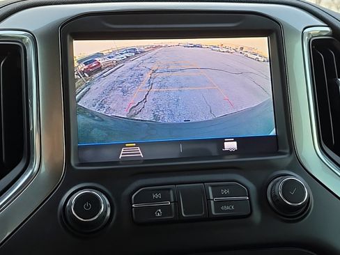 Used 2021 Chevrolet Silverado 1500 RST image 18