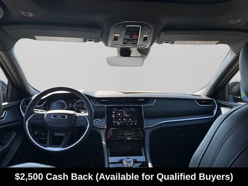 New 2025 Jeep Grand Cherokee L Altitude RWD image 27