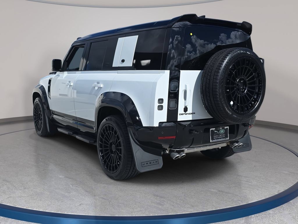 New 2026 Land Rover Defender 110 V8 AWD/4WD image 7