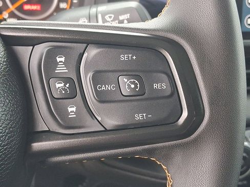 Used 2024 Jeep Gladiator Sport AWD/4WD image 24
