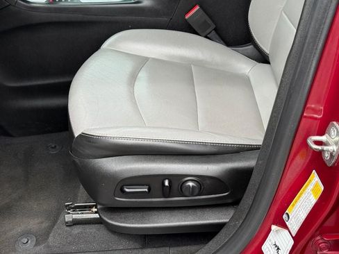 Used 2019 Chevrolet Equinox Premier AWD/4WD image 19