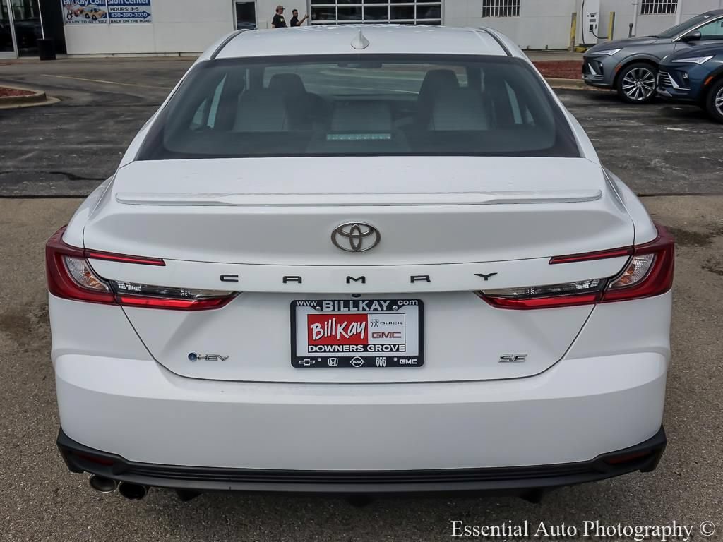 Used 2025 Toyota Camry SE FWD image 7