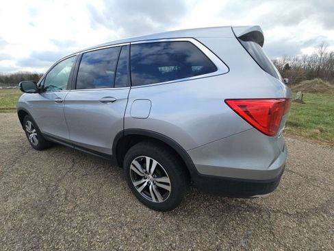 Used 2018 Honda Pilot EX image 5