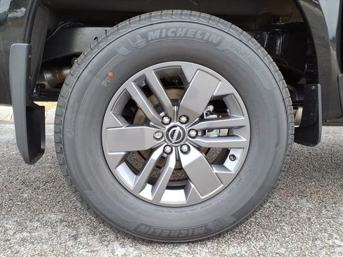 New 2026 Nissan Frontier SV w/ Tow Package image 8