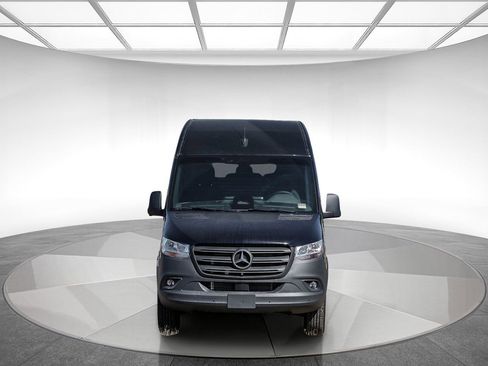 New 2025 Mercedes-Benz Sprinter 2500 image 6