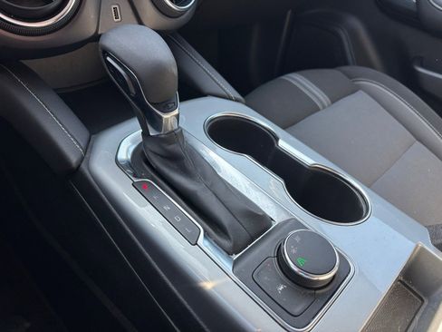 Used 2025 Chevrolet Blazer LT image 6