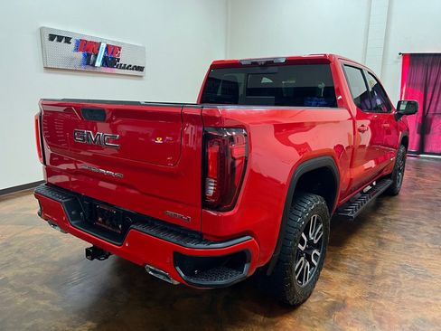 Used 2021 GMC Sierra 1500 AT4 w/ AT4 Value Package AWD/4WD image 9