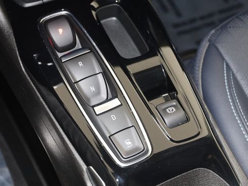 Used 2023 Chevrolet Bolt EUV Premier image 7