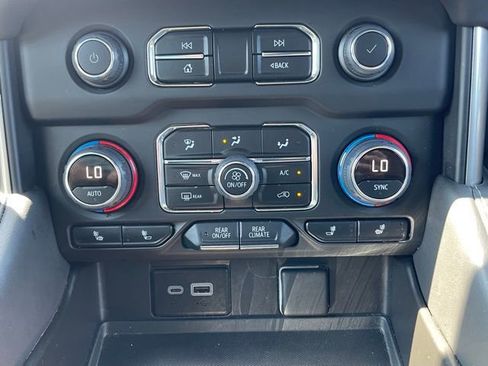 Used 2024 Chevrolet Tahoe Z71 w/ Z71 Off-Road Package image 16